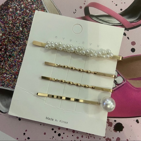 ✨4 PIECE SET✨HAIR PINS-PEARL AND GOLD✨‎ - Picture 5 of 6